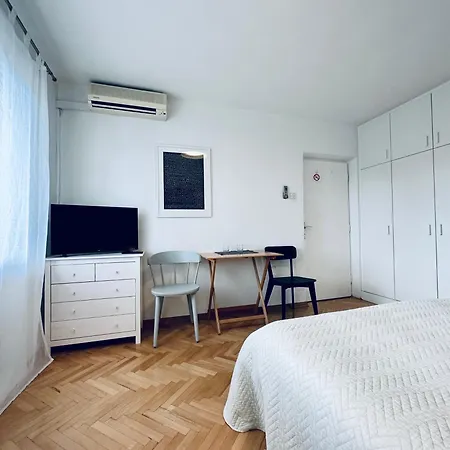 Casa Galleria Rica 3* マカルスカ